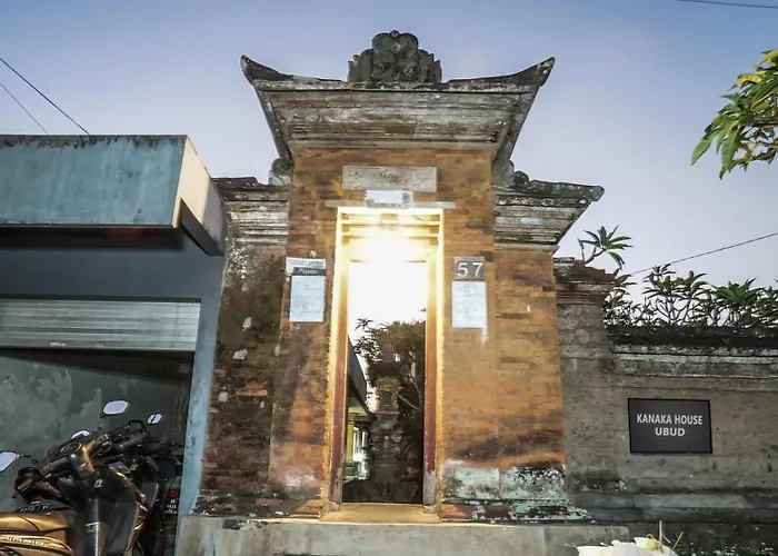 ホームステイ Kanaka House *